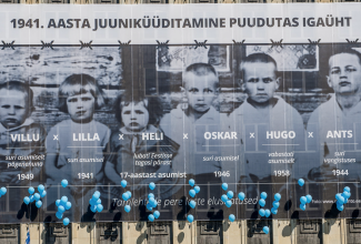 Plakat "Juuniküüditamine puudutas igaüht"